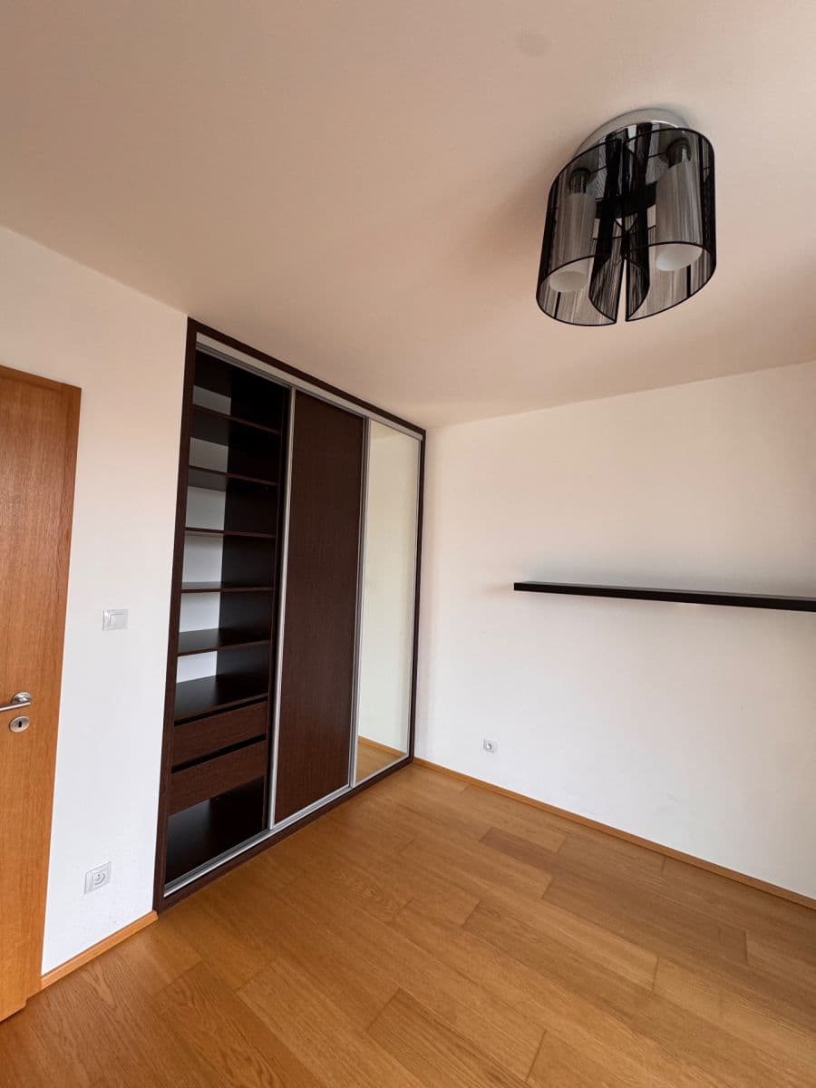 Pronájem bytu 3+kk 83 m², Nademlejnská, Praha, Praha Pronájem bytu 3+kk 83 m², Nademlejnská, Praha, Praha