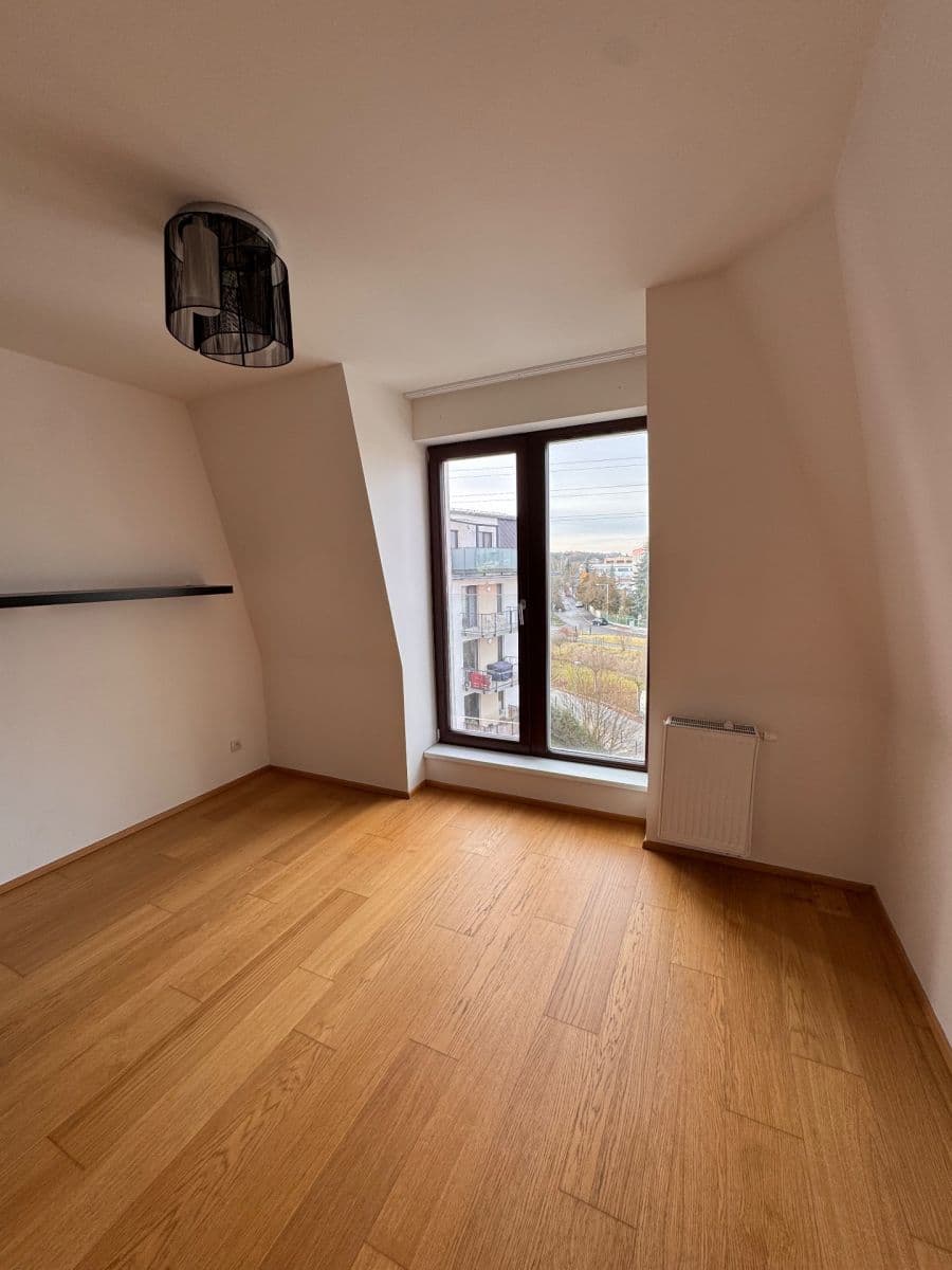 Pronájem bytu 3+kk 83 m², Nademlejnská, Praha, Praha Pronájem bytu 3+kk 83 m², Nademlejnská, Praha, Praha