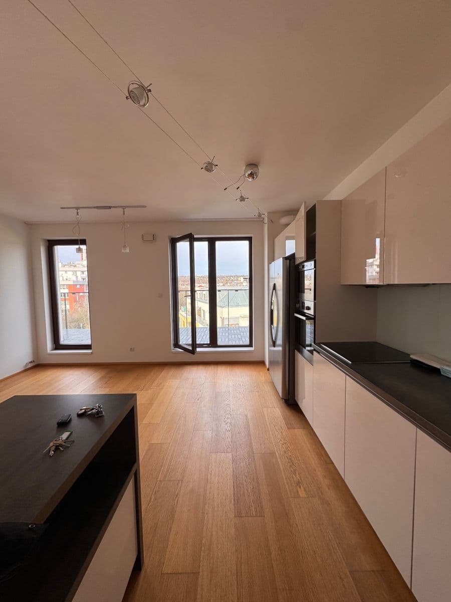 Pronájem bytu 3+kk 83 m², Nademlejnská, Praha, Praha Pronájem bytu 3+kk 83 m², Nademlejnská, Praha, Praha