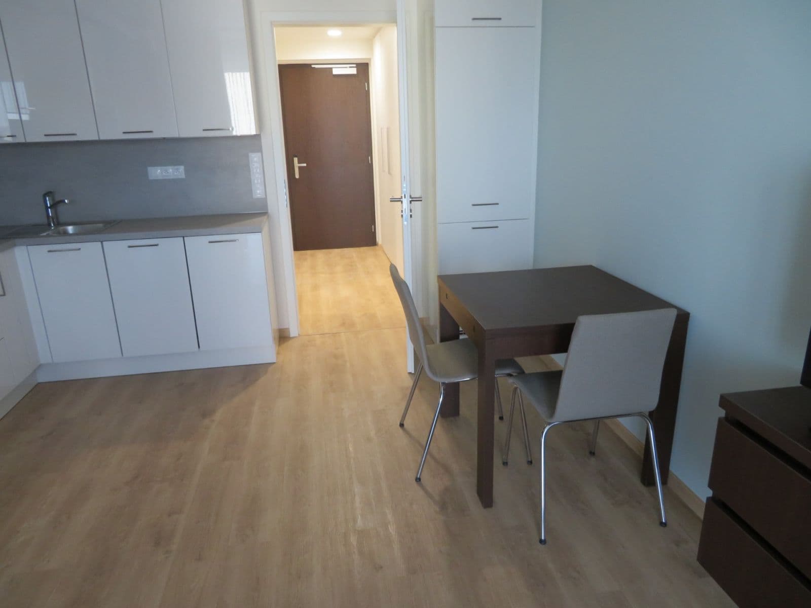 Pronájem bytu 1+kk 32 m², Mukařovského, Praha, Praha Pronájem bytu 1+kk 32 m², Mukařovského, Praha, Praha