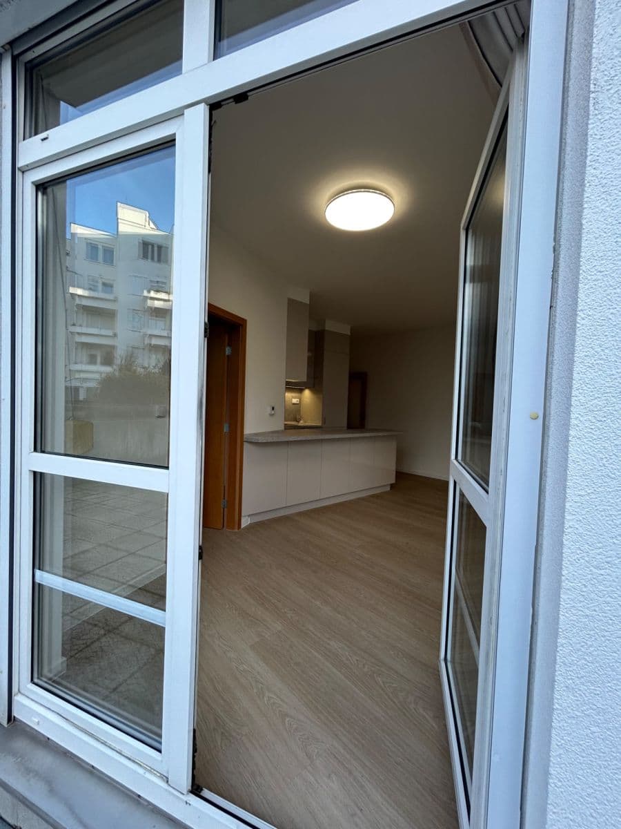 Pronájem bytu 2+kk 120 m², Högerova, Praha, Praha Pronájem bytu 2+kk 120 m², Högerova, Praha, Praha