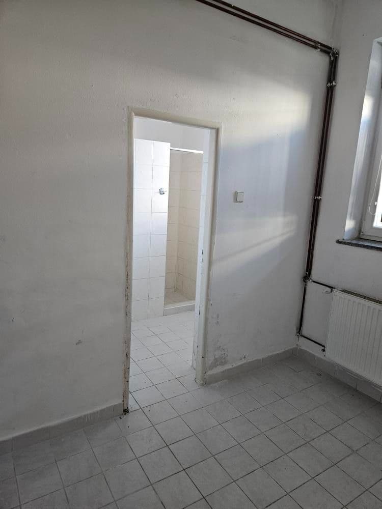 Pronájem nebytového prostoru 242 m², Petrovická, Krnov, Moravskoslezský kraj Pronájem nebytového prostoru 242 m², Petrovická, Krnov, Moravskoslezský kraj