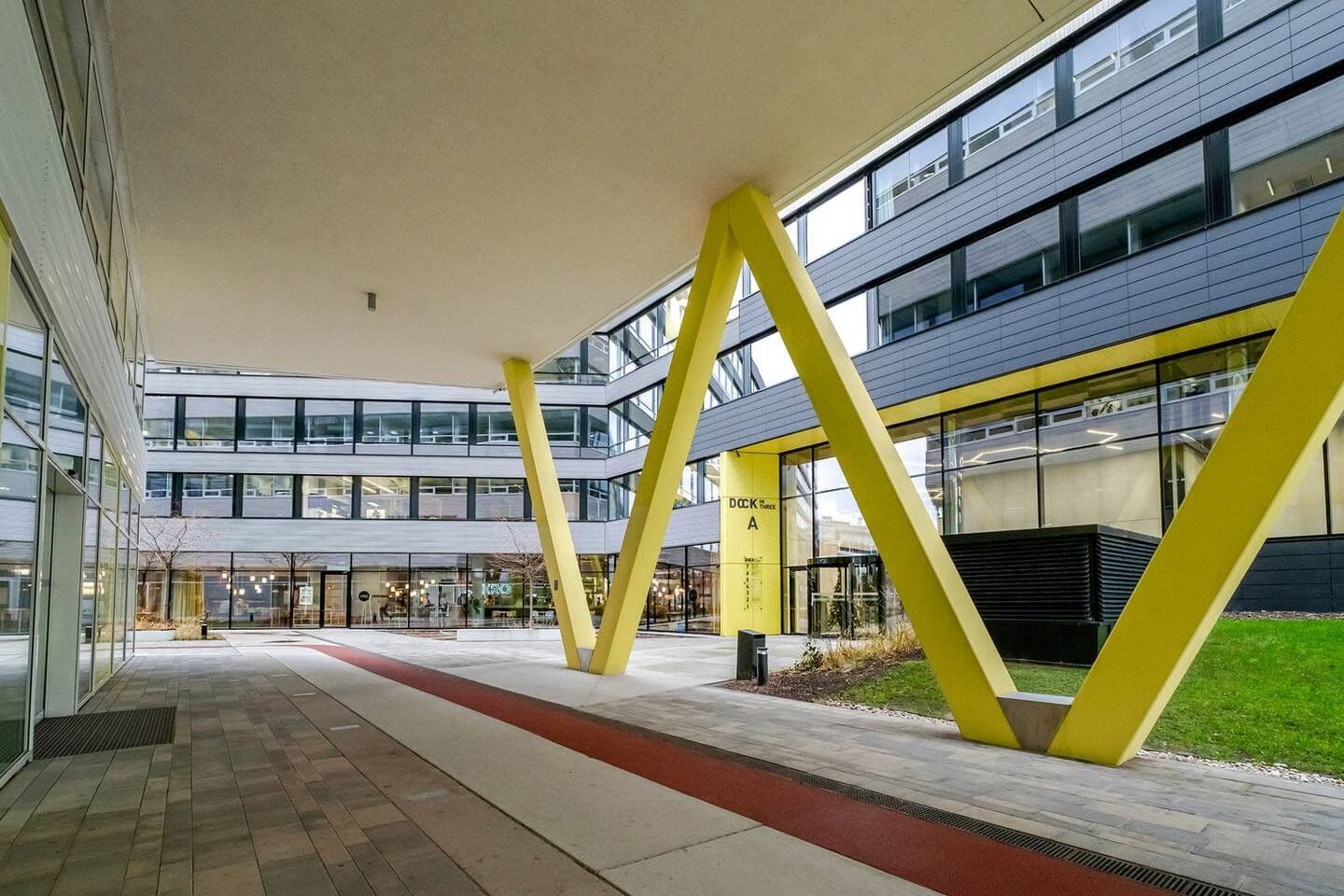 Pronájem bytu 94 m², Menclova, Praha, Praha Pronájem bytu 94 m², Menclova, Praha, Praha