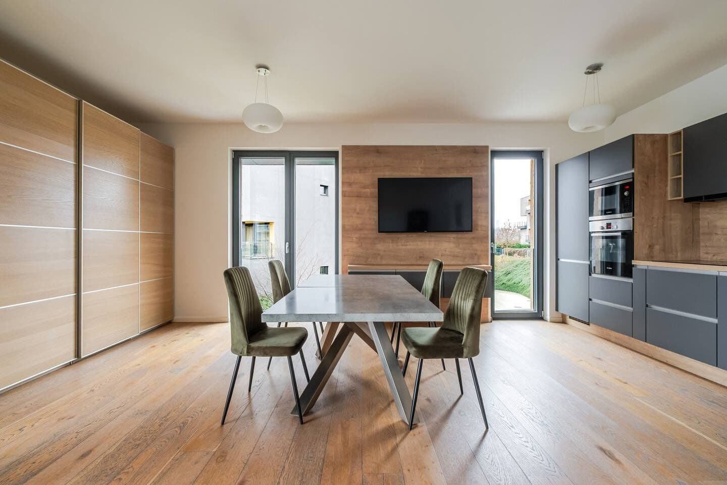 Pronájem bytu 94 m², Menclova, Praha, Praha Pronájem bytu 94 m², Menclova, Praha, Praha
