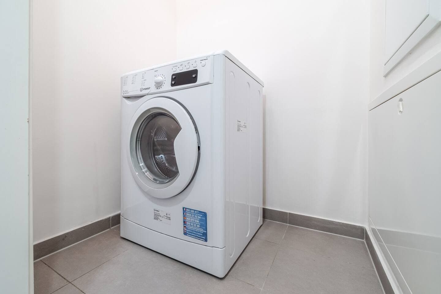 Pronájem bytu 94 m², Menclova, Praha, Praha Pronájem bytu 94 m², Menclova, Praha, Praha