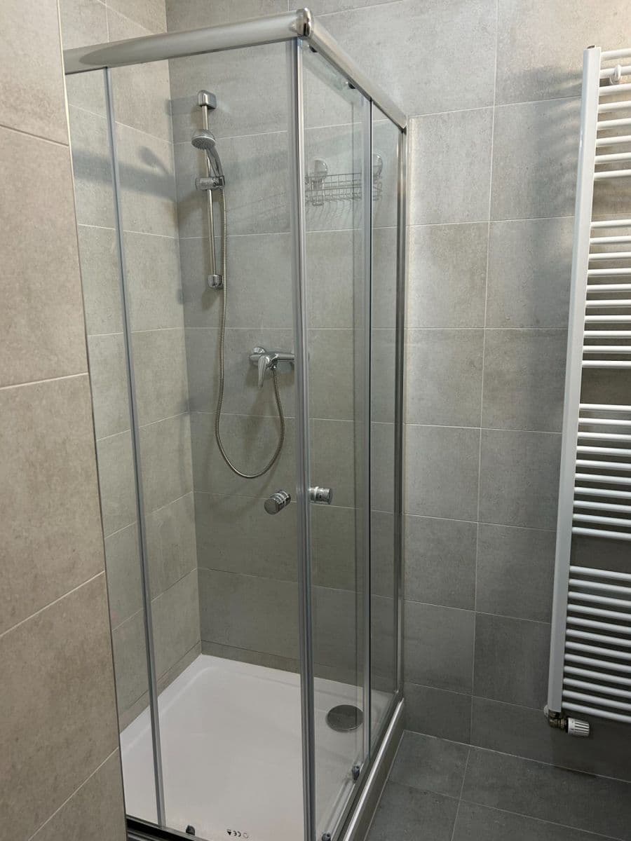 Pronájem bytu 1+kk 35 m², Kudrnova, Praha, Praha Pronájem bytu 1+kk 35 m², Kudrnova, Praha, Praha