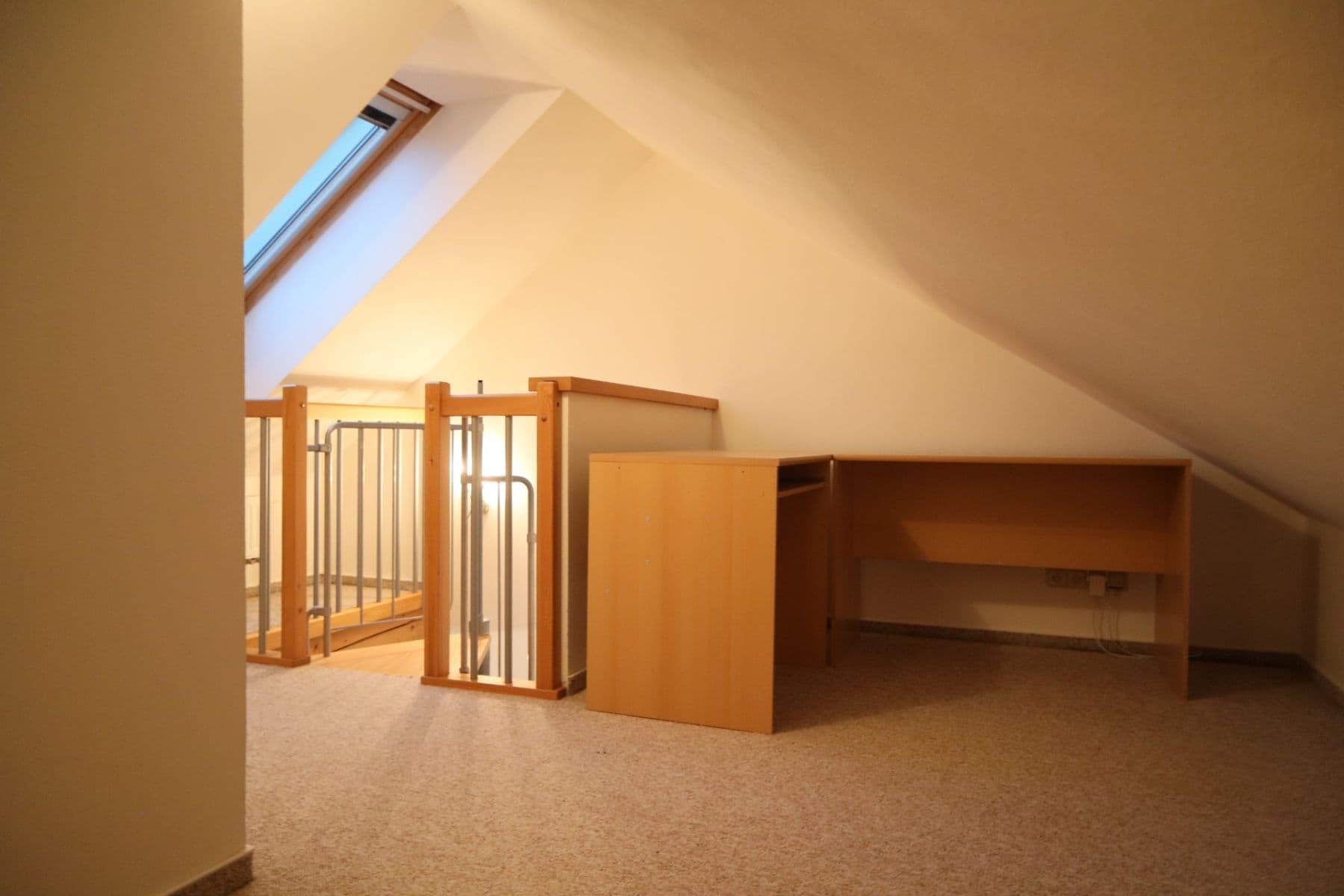 Pronájem bytu 2+1 94 m², Lidická třída, České Budějovice, Jihočeský kraj Pronájem bytu 2+1 94 m², Lidická třída, České Budějovice, Jihočeský kraj