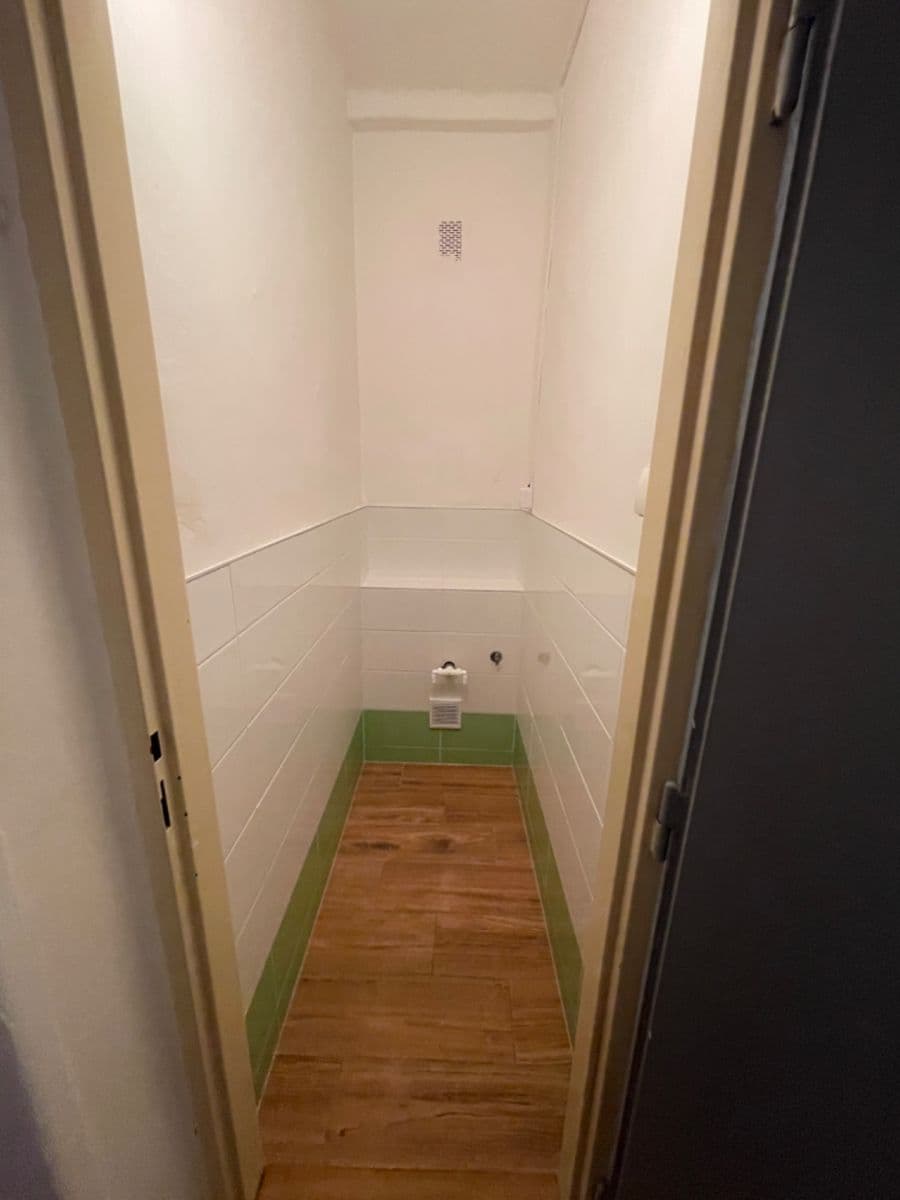 Pronájem bytu 2+1 74 m², Třebízského, Ústí nad Labem, Ústecký kraj Pronájem bytu 2+1 74 m², Třebízského, Ústí nad Labem, Ústecký kraj