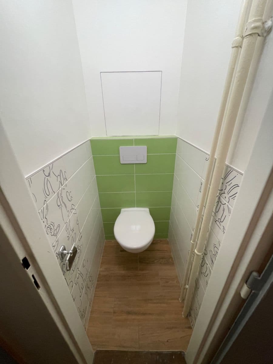 Pronájem bytu 2+1 74 m², Třebízského, Ústí nad Labem, Ústecký kraj Pronájem bytu 2+1 74 m², Třebízského, Ústí nad Labem, Ústecký kraj