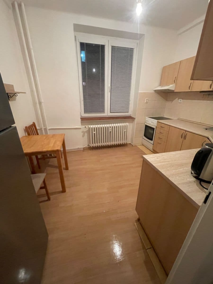 Pronájem bytu 2+1 74 m², Třebízského, Ústí nad Labem, Ústecký kraj Pronájem bytu 2+1 74 m², Třebízského, Ústí nad Labem, Ústecký kraj