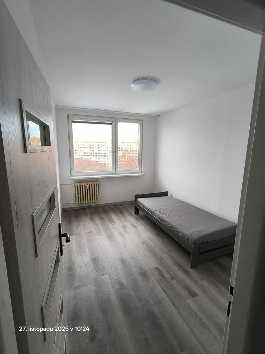 Pronájem bytu 3+1 68 m², Litvínovská, Praha, Praha Pronájem bytu 3+1 68 m², Litvínovská, Praha, Praha
