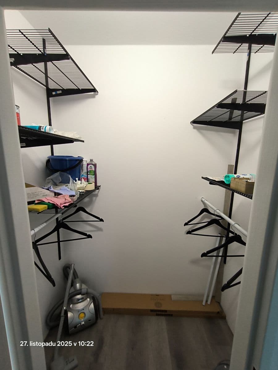 Pronájem bytu 3+1 68 m², Litvínovská, Praha, Praha Pronájem bytu 3+1 68 m², Litvínovská, Praha, Praha