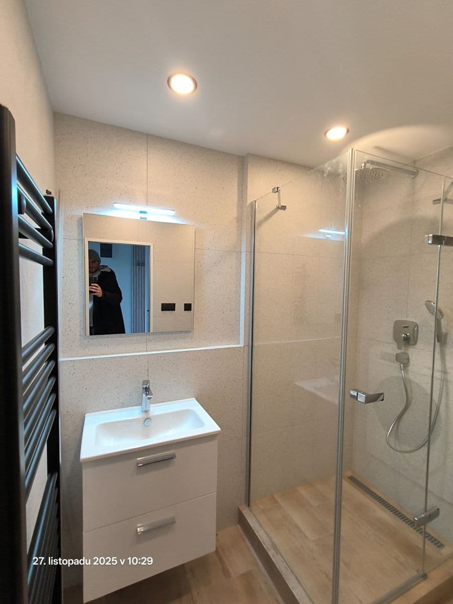 Pronájem bytu 3+1 68 m², Litvínovská, Praha, Praha Pronájem bytu 3+1 68 m², Litvínovská, Praha, Praha