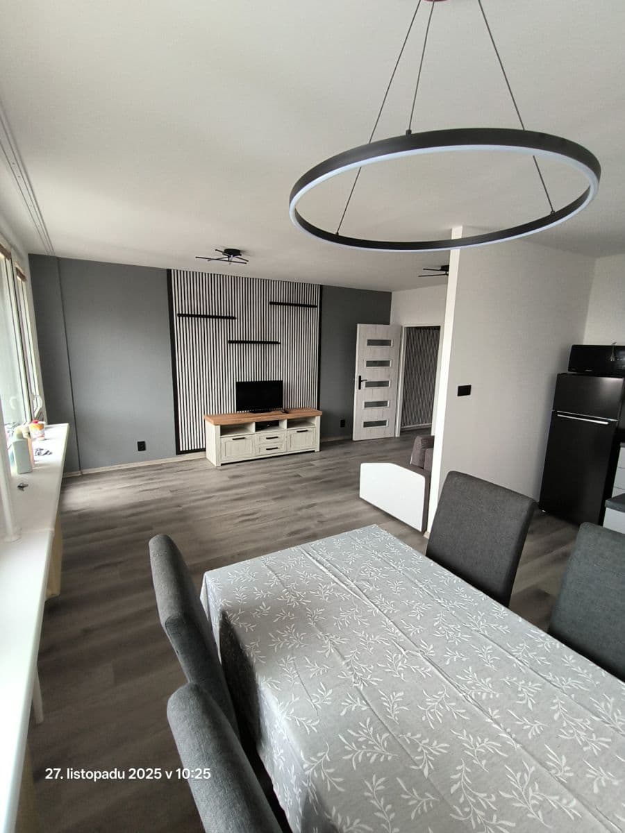 Pronájem bytu 3+1 68 m², Litvínovská, Praha, Praha Pronájem bytu 3+1 68 m², Litvínovská, Praha, Praha