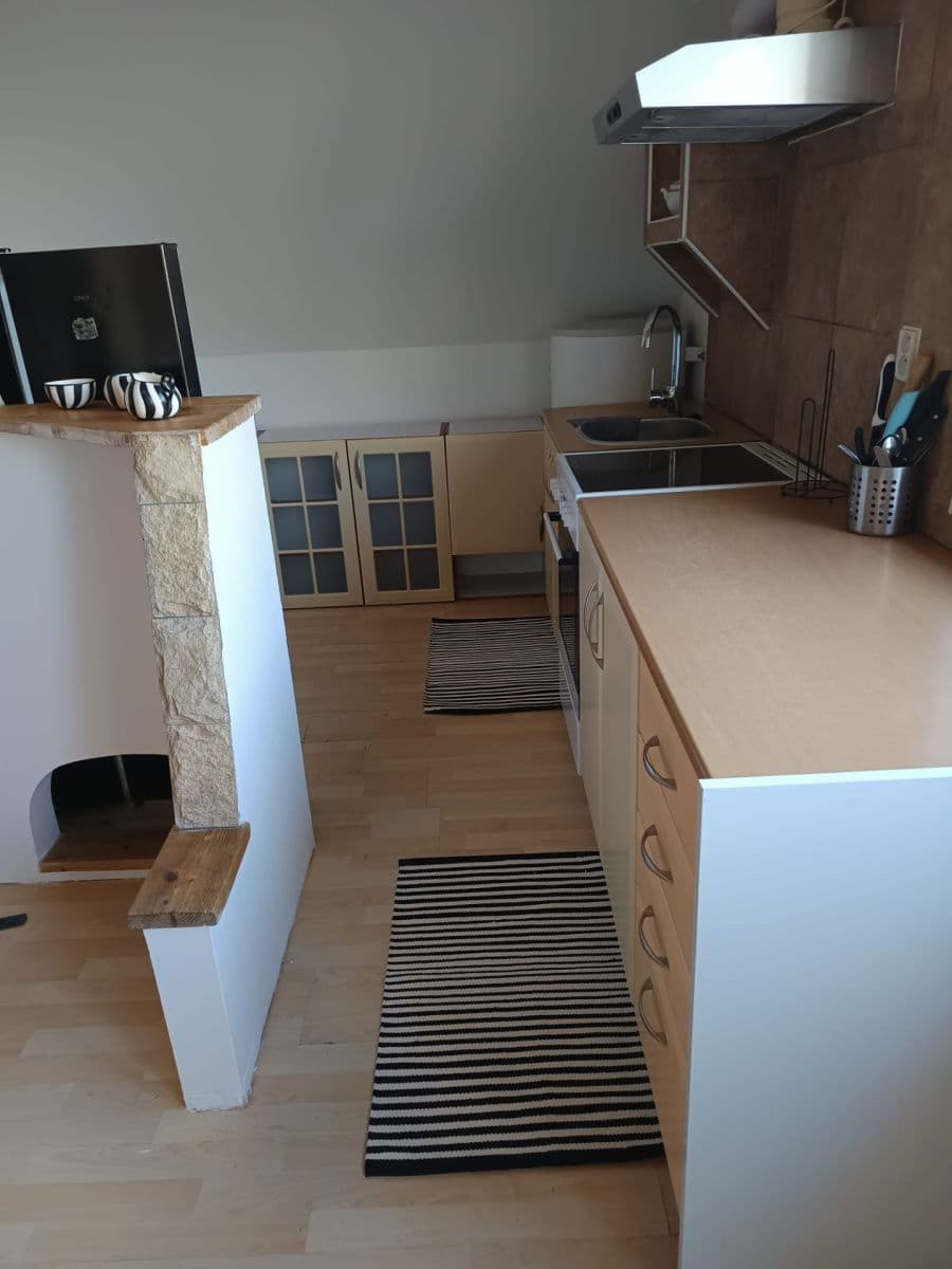 Pronájem bytu 2+kk 60 m², Stankovského, Čelákovice, Středočeský kraj Pronájem bytu 2+kk 60 m², Stankovského, Čelákovice, Středočeský kraj