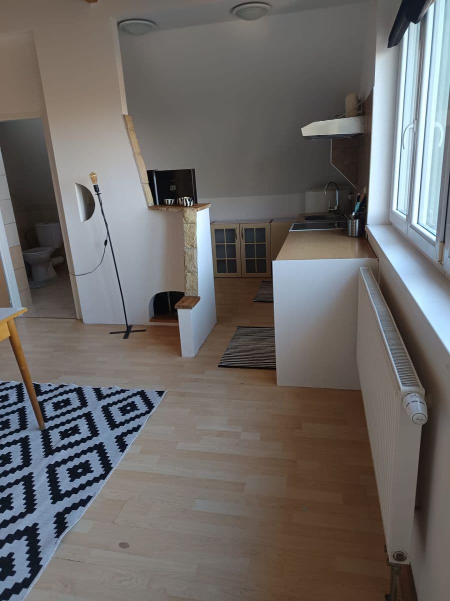 Pronájem bytu 2+kk 60 m², Stankovského, Čelákovice, Středočeský kraj Pronájem bytu 2+kk 60 m², Stankovského, Čelákovice, Středočeský kraj