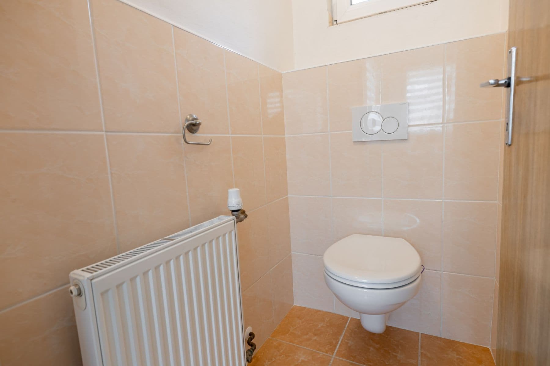 Prodej domu 183 m², pozemek 1.059 m², Na Křížku, Měšice, Středočeský kraj Prodej domu 183 m², pozemek 1.059 m², Na Křížku, Měšice, Středočeský kraj