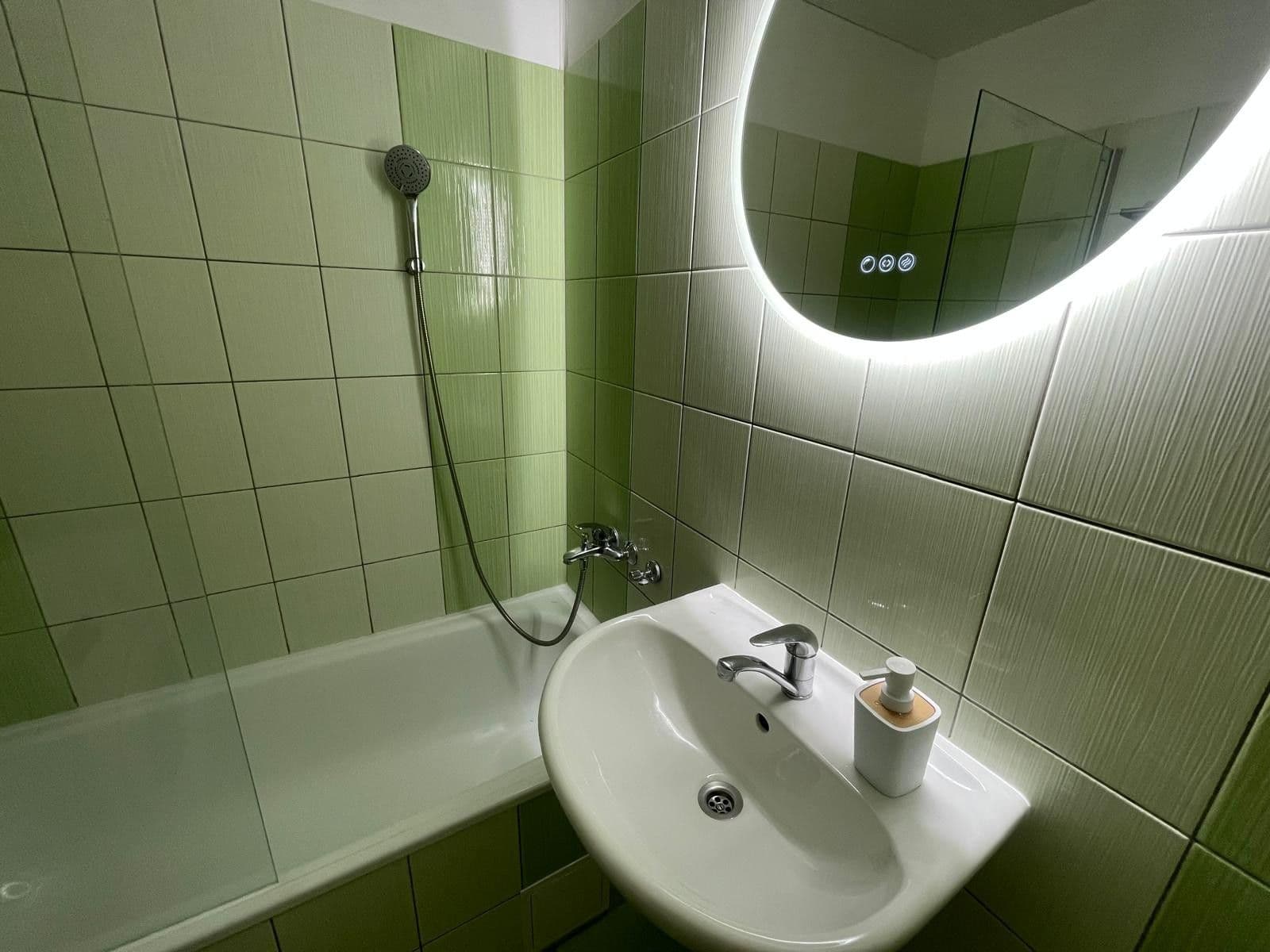 Pronájem bytu 1+1 40 m², Teyschlova, Brno, Jihomoravský kraj Pronájem bytu 1+1 40 m², Teyschlova, Brno, Jihomoravský kraj