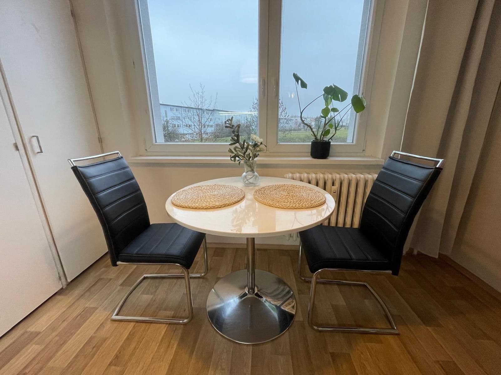 Pronájem bytu 1+1 40 m², Teyschlova, Brno, Jihomoravský kraj Pronájem bytu 1+1 40 m², Teyschlova, Brno, Jihomoravský kraj