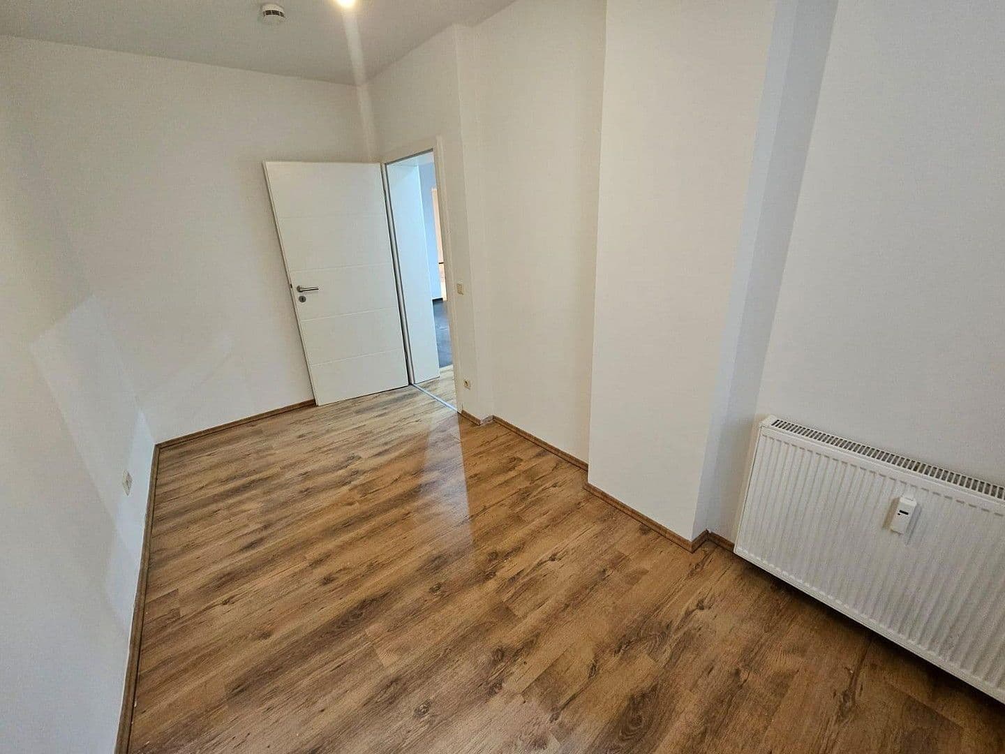 Pronájem bytu 4+1 107 m², Sielower Str. 55, Cottbus, Braniborsko Pronájem bytu 4+1 107 m², Sielower Str. 55, Cottbus, Braniborsko