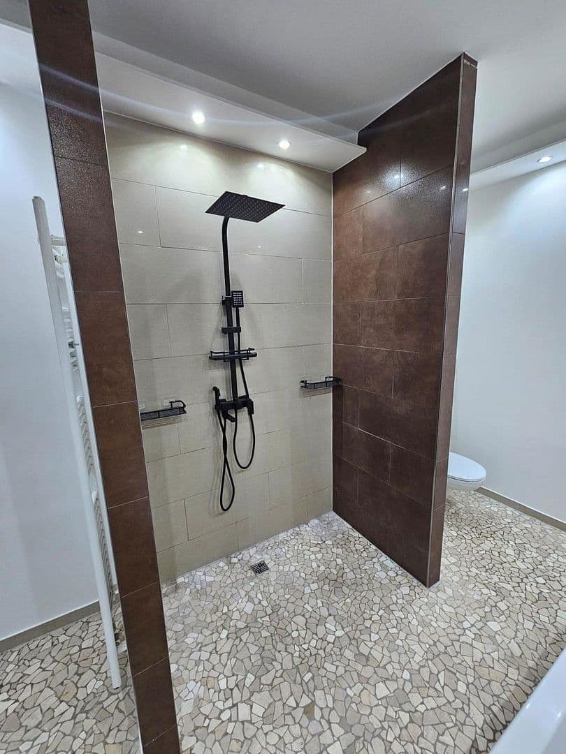 Pronájem bytu 4+1 107 m², Sielower Str. 55, Cottbus, Braniborsko Pronájem bytu 4+1 107 m², Sielower Str. 55, Cottbus, Braniborsko