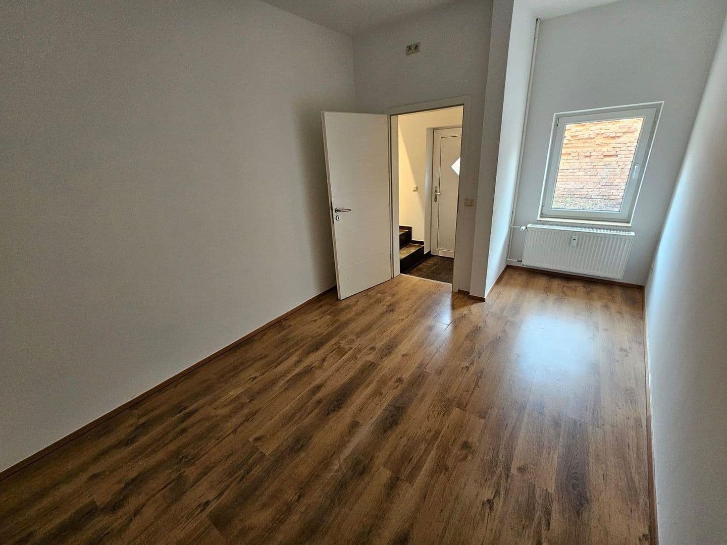 Pronájem bytu 4+1 107 m², Sielower Str. 55, Cottbus, Braniborsko Pronájem bytu 4+1 107 m², Sielower Str. 55, Cottbus, Braniborsko