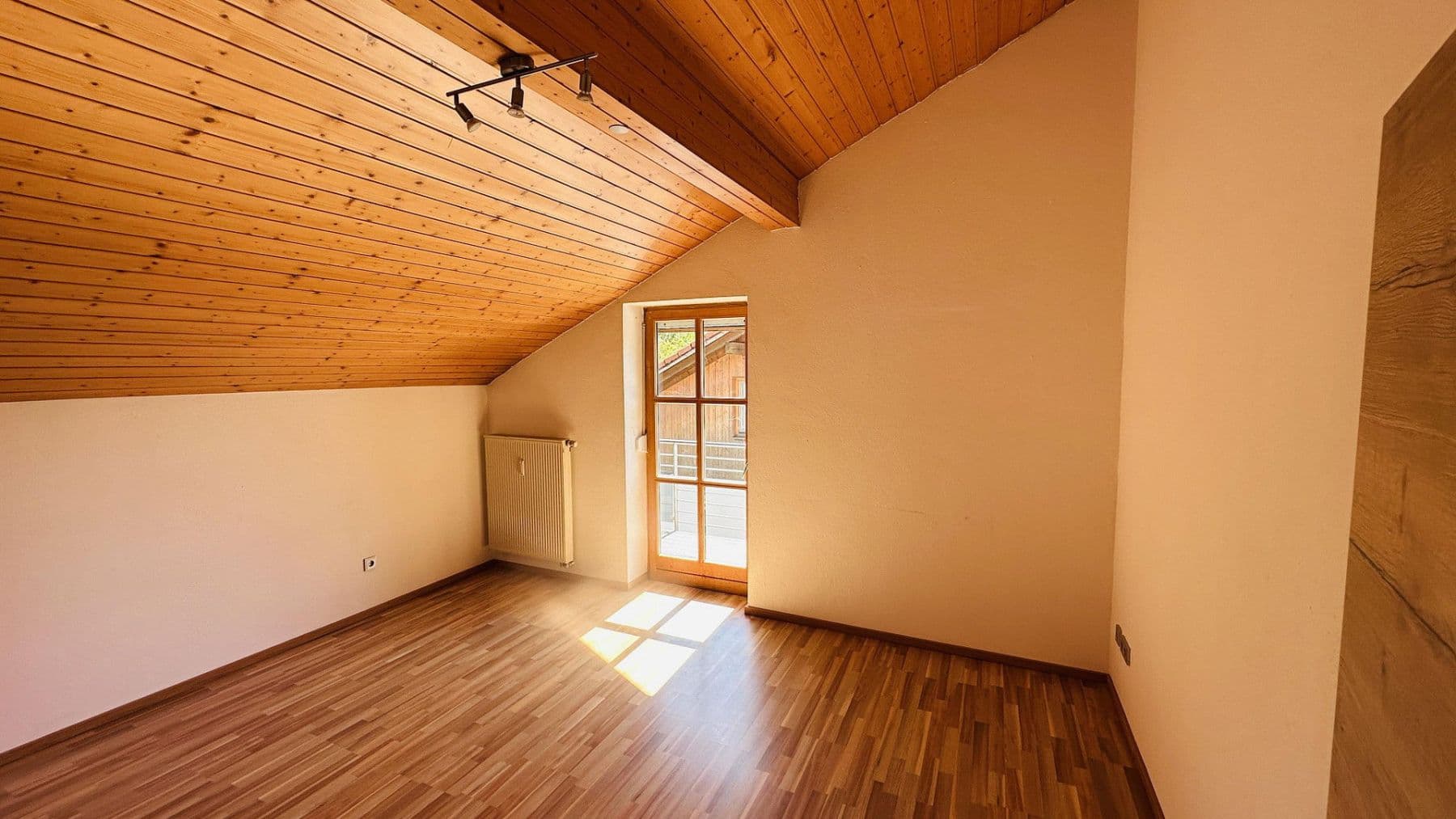 Prodej domu 240 m², pozemek 596 m², Windberg, Bavorsko Prodej domu 240 m², pozemek 596 m², Windberg, Bavorsko