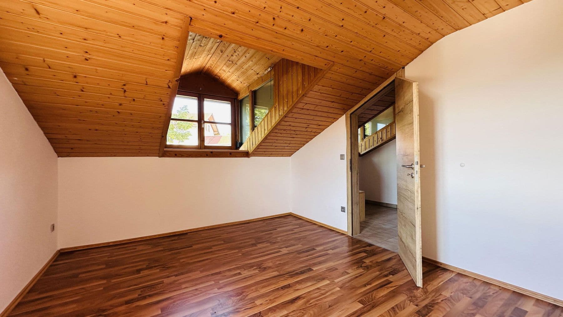 Prodej domu 240 m², pozemek 596 m², Windberg, Bavorsko Prodej domu 240 m², pozemek 596 m², Windberg, Bavorsko