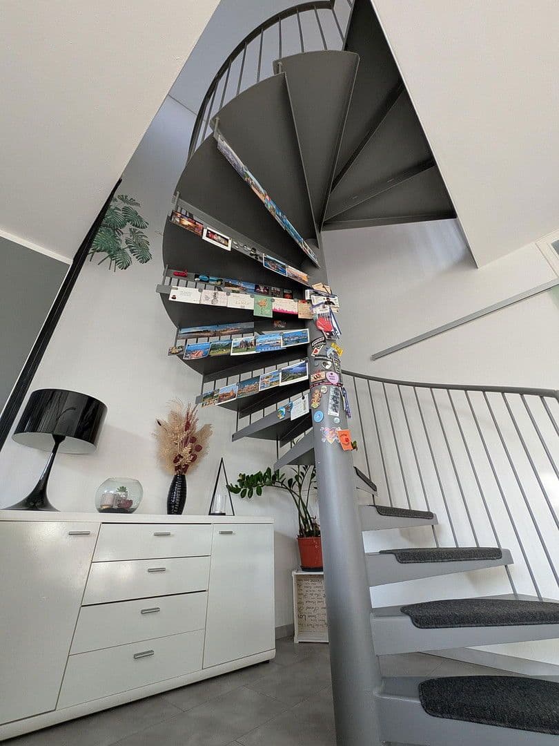 Prodej bytu 3+1 90 m², Alte Bergstraße 79, Alsbach-Hähnlein, Hessen Prodej bytu 3+1 90 m², Alte Bergstraße 79, Alsbach-Hähnlein, Hessen