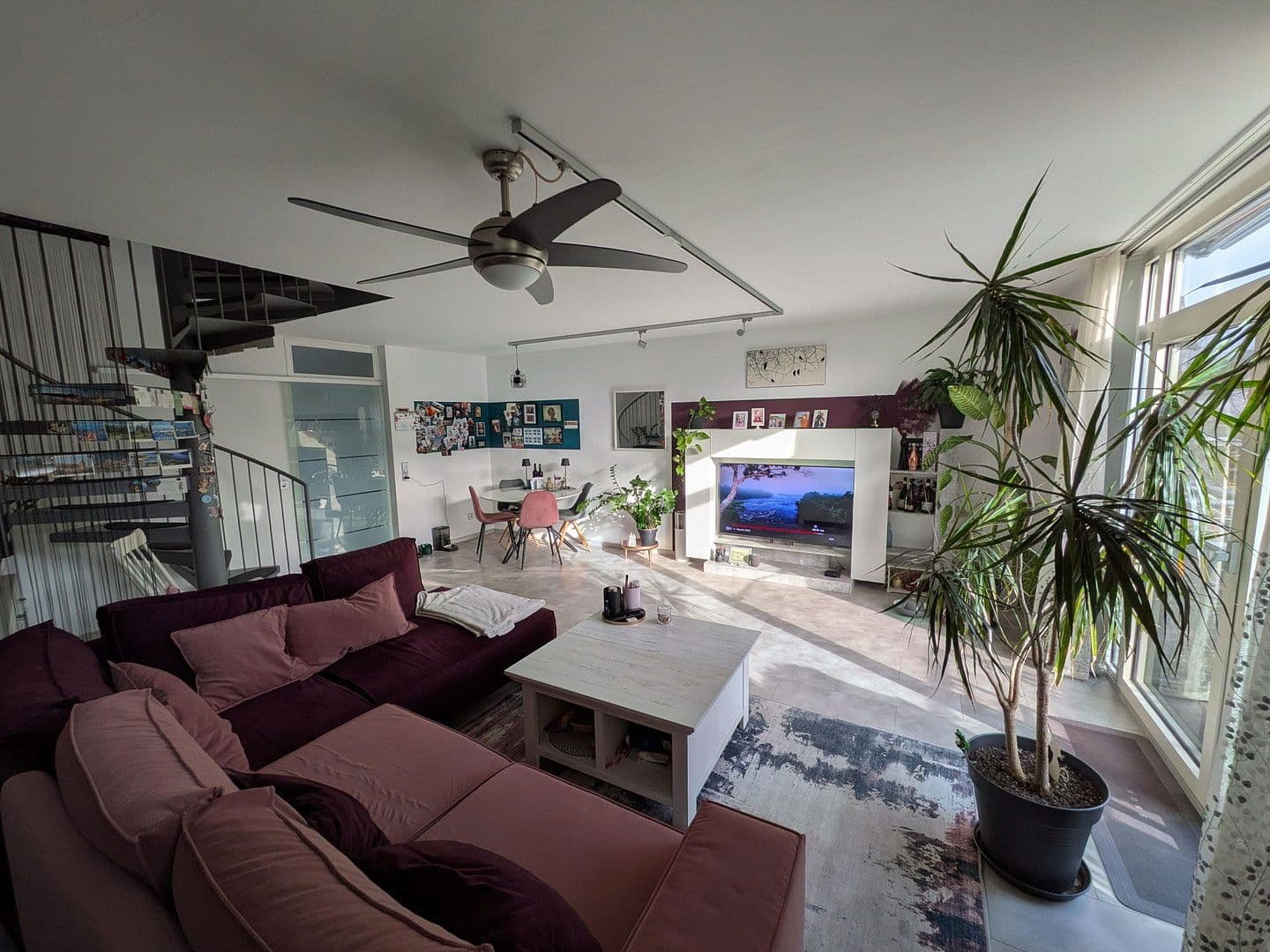 Prodej bytu 3+1 90 m², Alte Bergstraße 79, Alsbach-Hähnlein, Hessen Prodej bytu 3+1 90 m², Alte Bergstraße 79, Alsbach-Hähnlein, Hessen