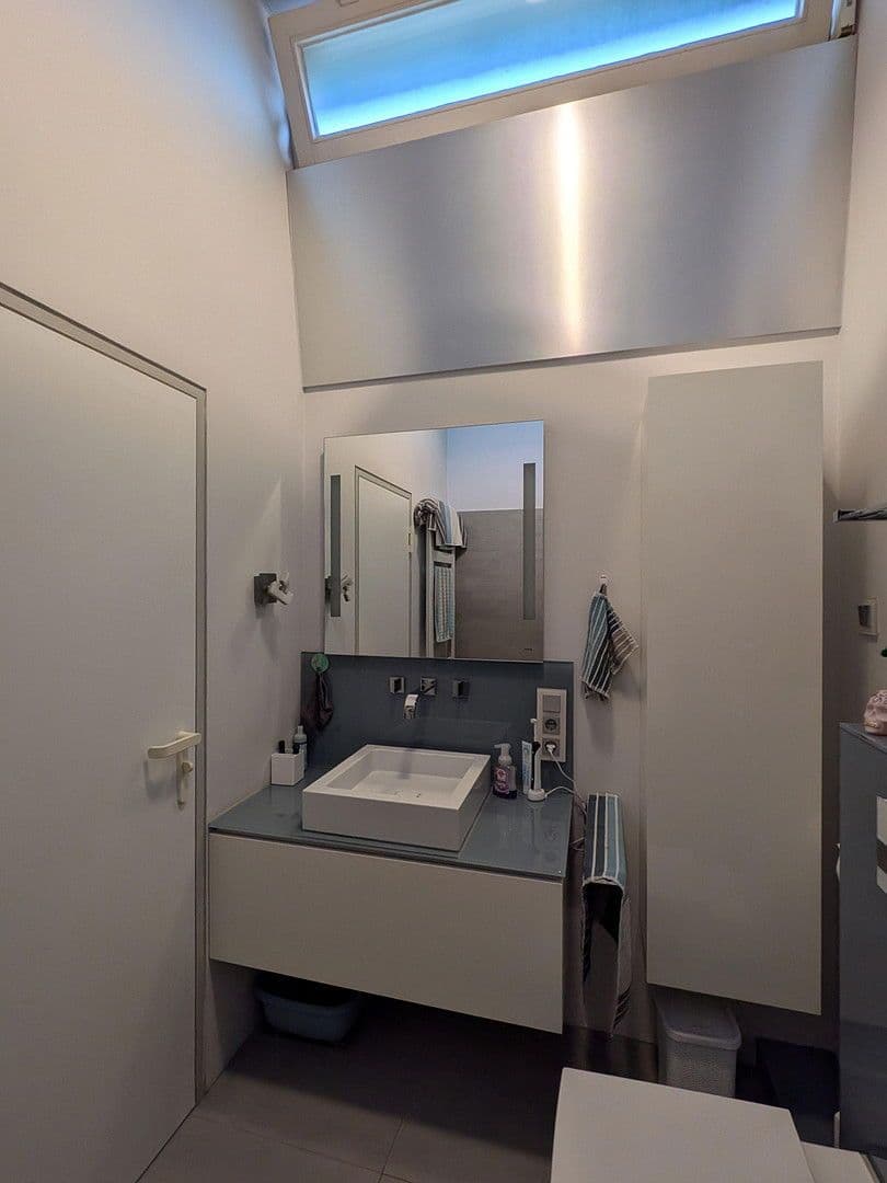 Prodej bytu 3+1 90 m², Alte Bergstraße 79, Alsbach-Hähnlein, Hessen Prodej bytu 3+1 90 m², Alte Bergstraße 79, Alsbach-Hähnlein, Hessen