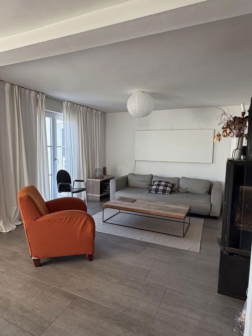 Prodej domu 170 m², pozemek 933 m², Wörthsee, Bavorsko Prodej domu 170 m², pozemek 933 m², Wörthsee, Bavorsko