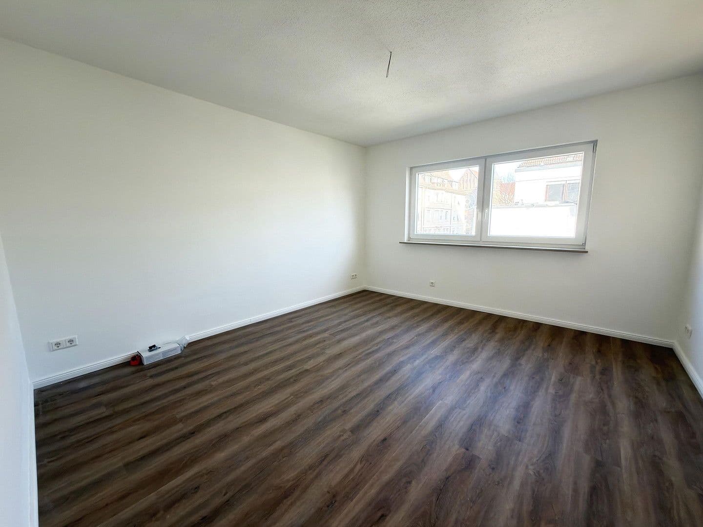Pronájem bytu 2+1 59 m², Stuttgart, Bádensko-Württembersko Pronájem bytu 2+1 59 m², Stuttgart, Bádensko-Württembersko