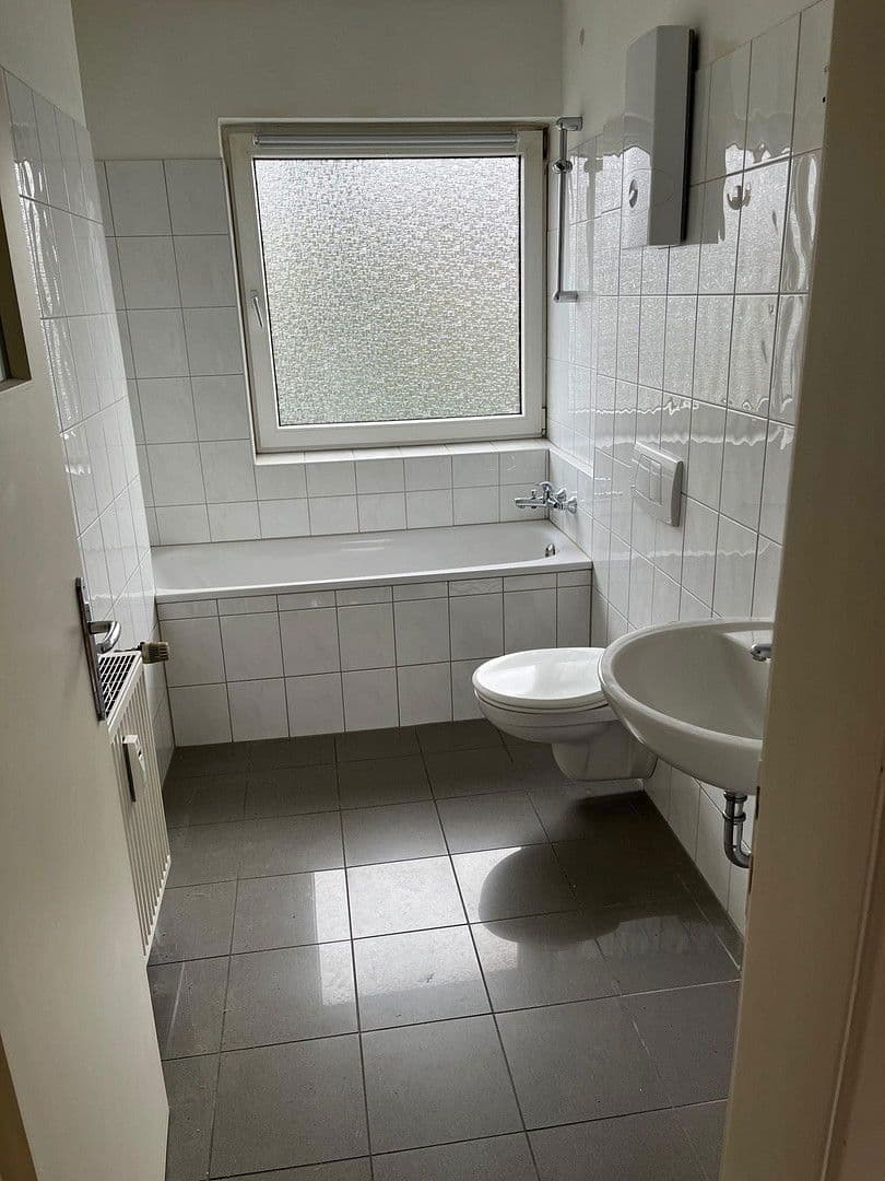 Prodej bytu 3+1 73 m², Köln, Severní Porýní-Vestfálsko Prodej bytu 3+1 73 m², Köln, Severní Porýní-Vestfálsko