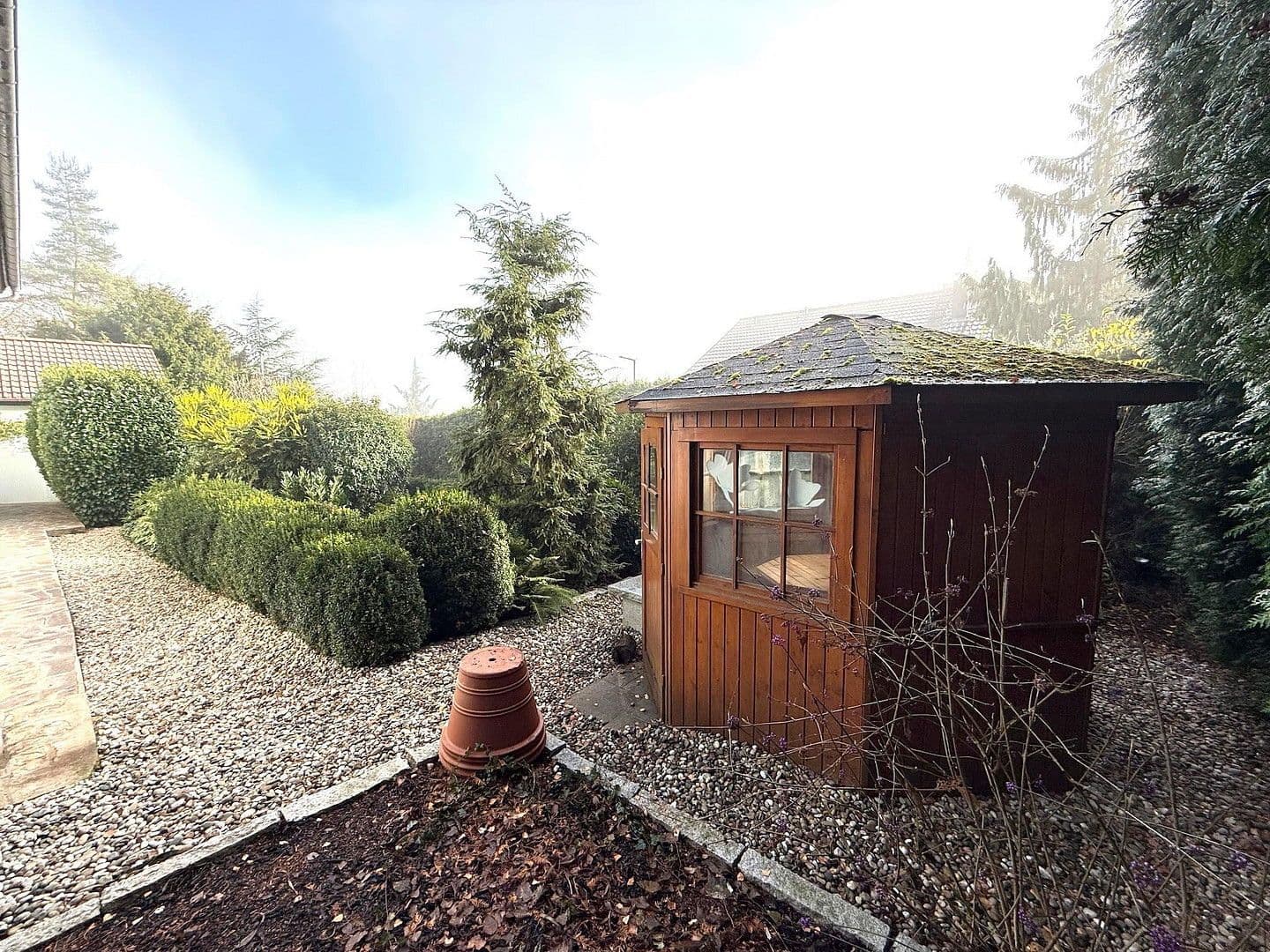 Prodej domu 208 m², pozemek 1.000 m², Im Schlot 14, Möckmühl, Bádensko-Württembersko Prodej domu 208 m², pozemek 1.000 m², Im Schlot 14, Möckmühl, Bádensko-Württembersko