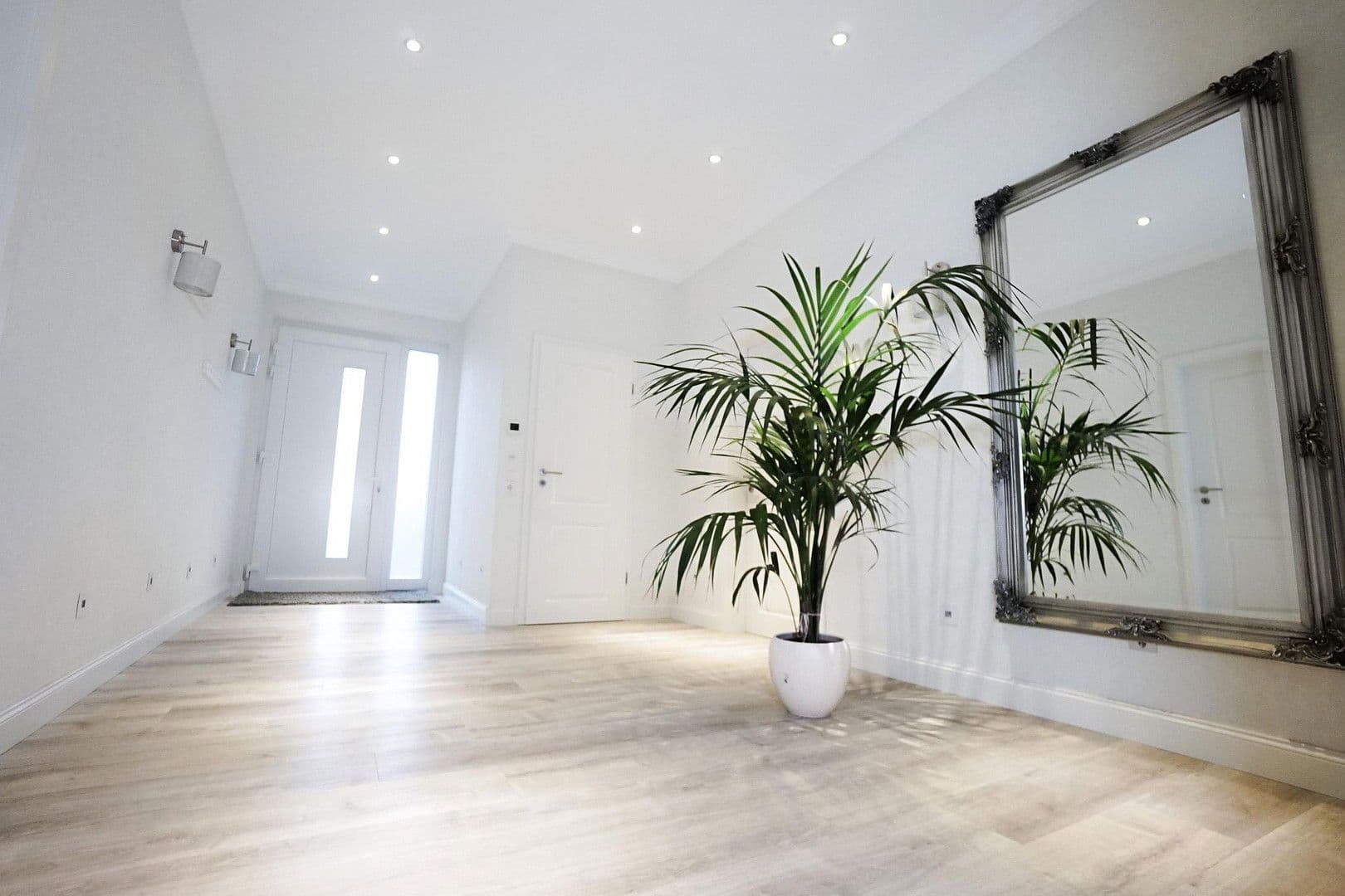 Prodej domu 280 m², pozemek 685 m², Löningen, Dolní Sasko Prodej domu 280 m², pozemek 685 m², Löningen, Dolní Sasko