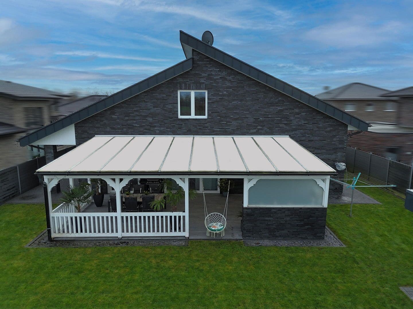 Prodej domu 280 m², pozemek 685 m², Löningen, Dolní Sasko Prodej domu 280 m², pozemek 685 m², Löningen, Dolní Sasko