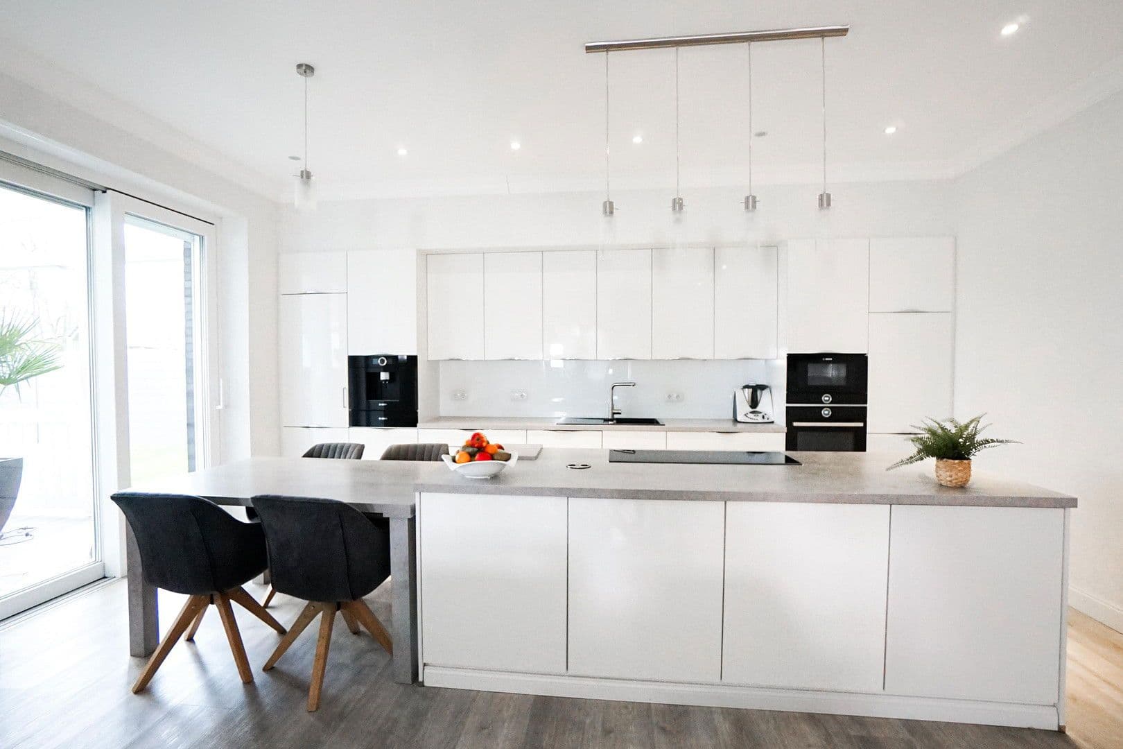 Prodej domu 280 m², pozemek 685 m², Löningen, Dolní Sasko Prodej domu 280 m², pozemek 685 m², Löningen, Dolní Sasko