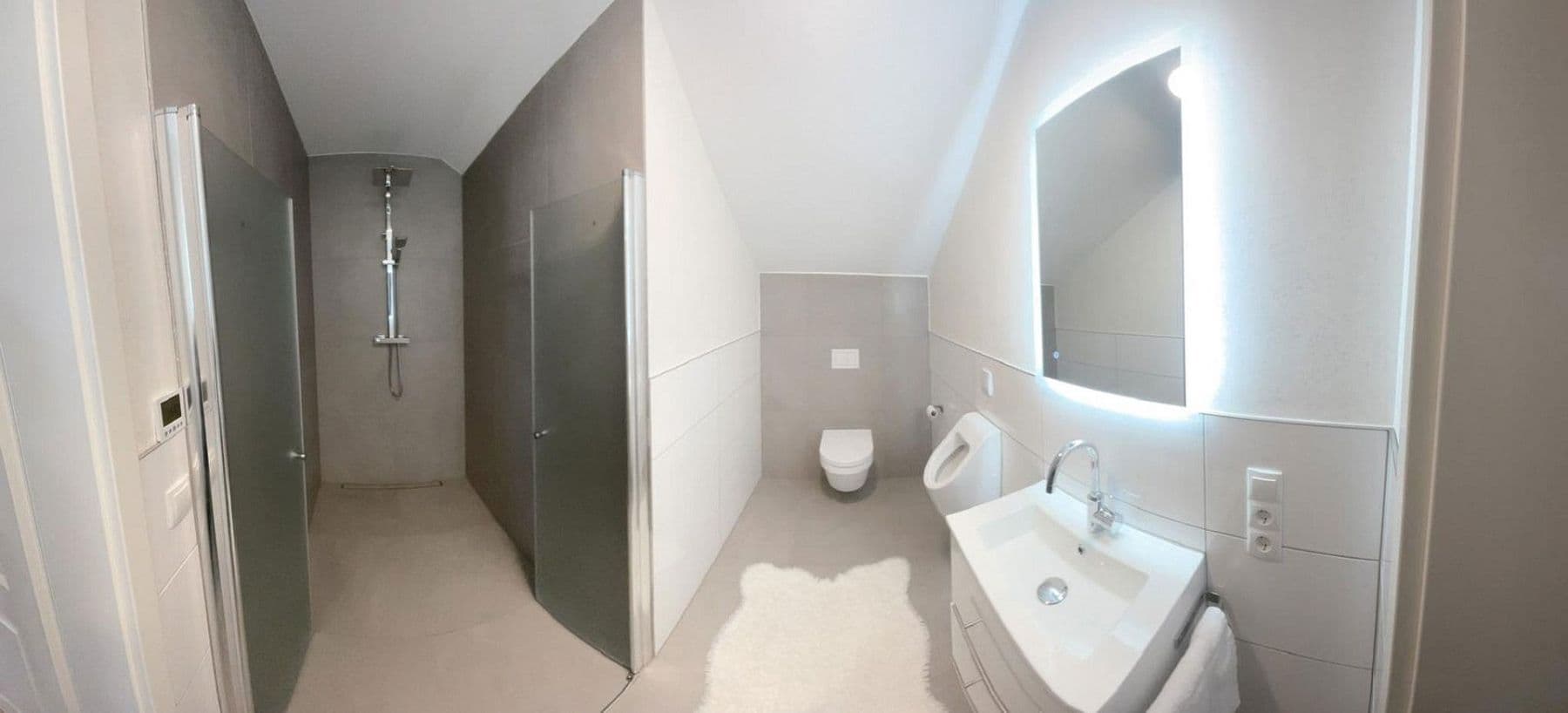 Prodej domu 280 m², pozemek 685 m², Löningen, Dolní Sasko Prodej domu 280 m², pozemek 685 m², Löningen, Dolní Sasko