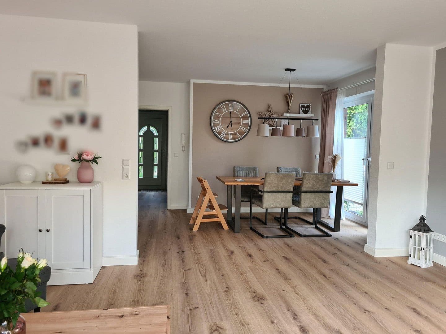 Prodej domu 100 m², pozemek 250 m², Rosengarten, Dolní Sasko Prodej domu 100 m², pozemek 250 m², Rosengarten, Dolní Sasko