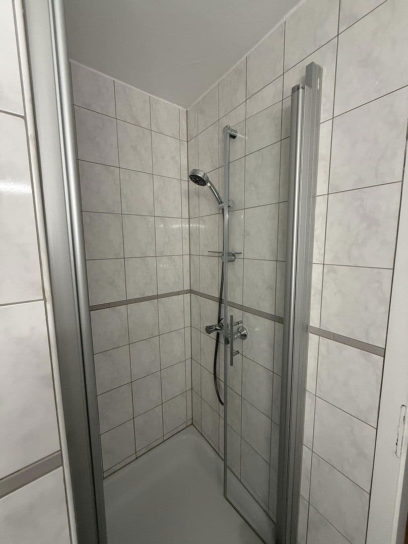 Pronájem bytu 2+kk 64 m², Erftstraße 44, Neuss, Severní Porýní-Vestfálsko Pronájem bytu 2+kk 64 m², Erftstraße 44, Neuss, Severní Porýní-Vestfálsko