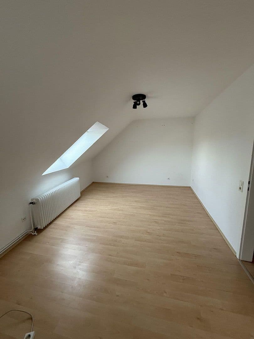 Pronájem bytu 2+kk 64 m², Erftstraße 44, Neuss, Severní Porýní-Vestfálsko Pronájem bytu 2+kk 64 m², Erftstraße 44, Neuss, Severní Porýní-Vestfálsko