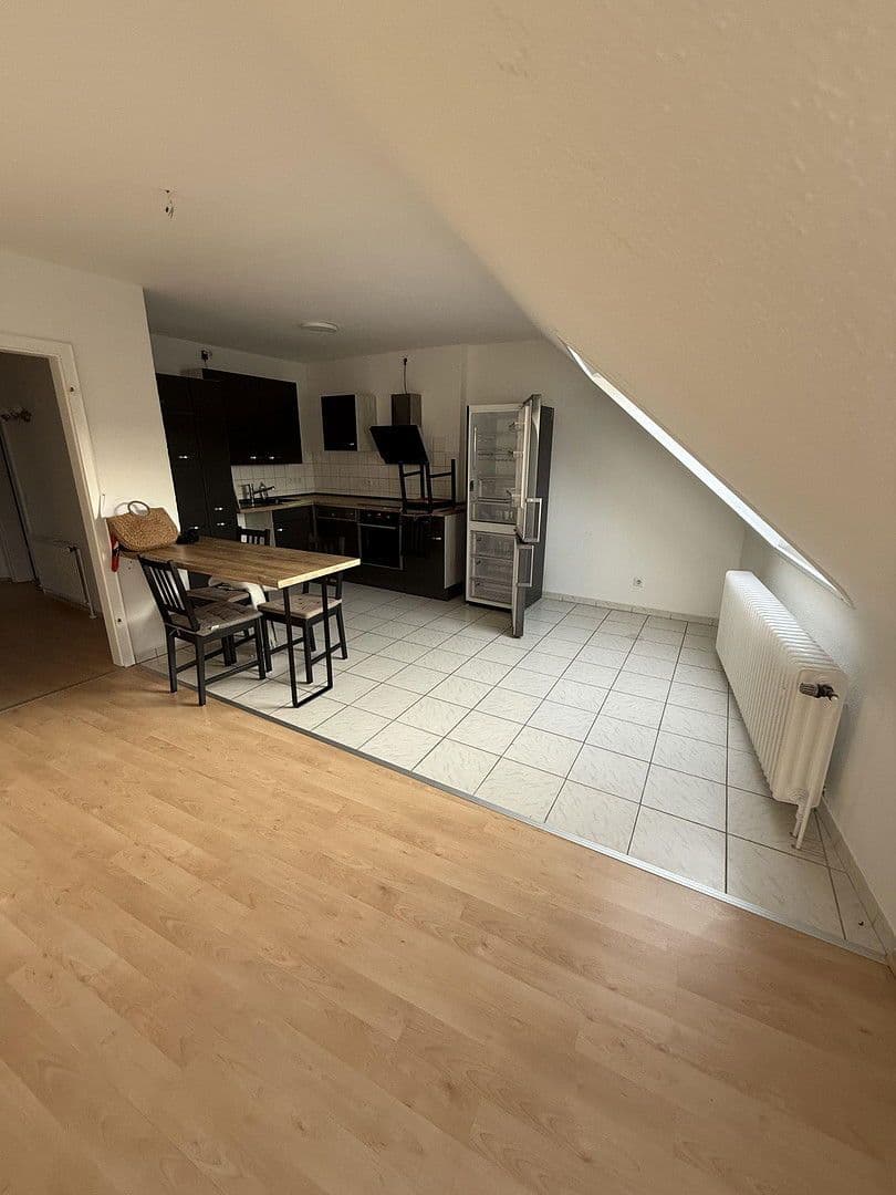 Pronájem bytu 2+kk 64 m², Erftstraße 44, Neuss, Severní Porýní-Vestfálsko Pronájem bytu 2+kk 64 m², Erftstraße 44, Neuss, Severní Porýní-Vestfálsko