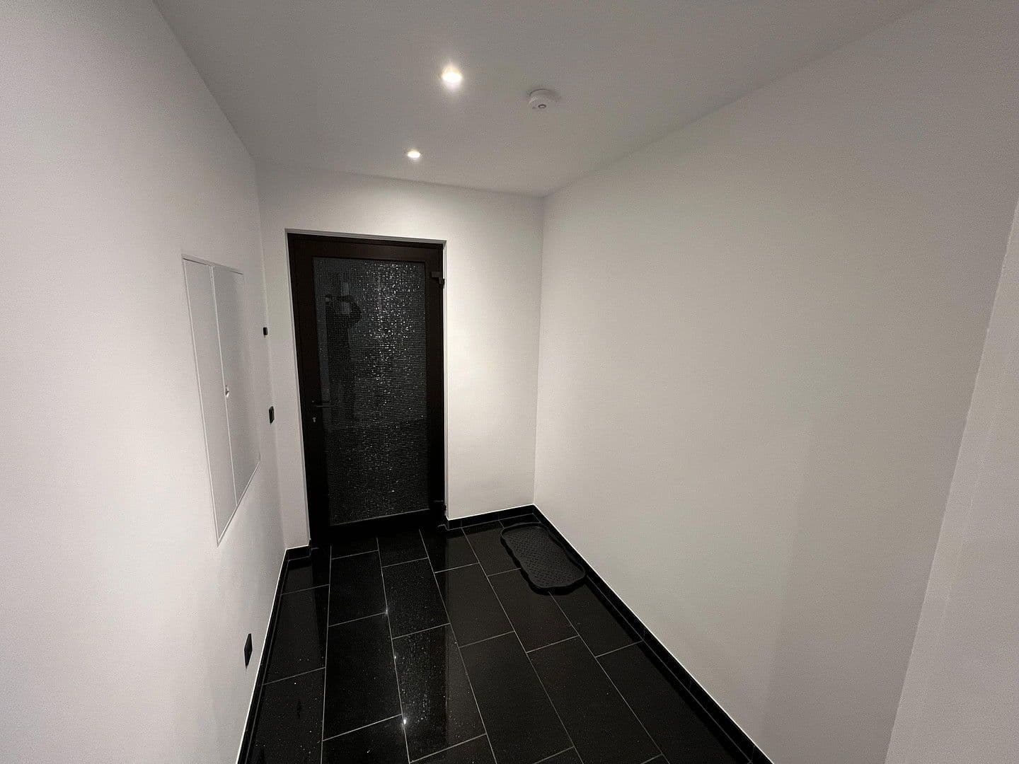 Prodej bytu 2+1 79 m², Sulzer Str. 84/3, Wildberg, Bádensko-Württembersko Prodej bytu 2+1 79 m², Sulzer Str. 84/3, Wildberg, Bádensko-Württembersko