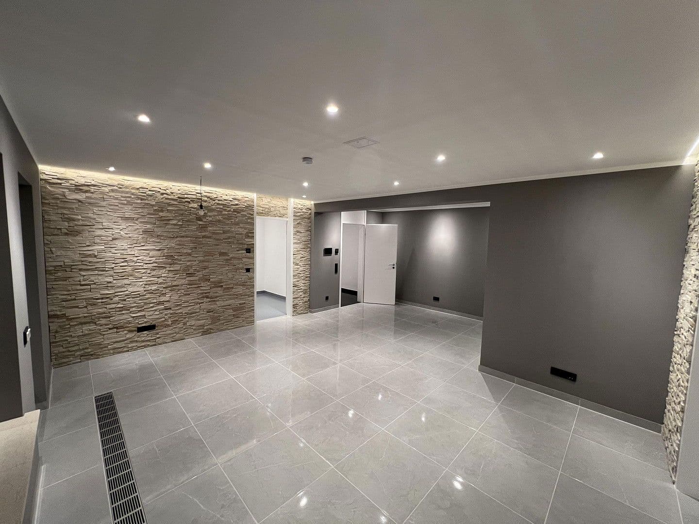 Prodej bytu 2+1 79 m², Sulzer Str. 84/3, Wildberg, Bádensko-Württembersko Prodej bytu 2+1 79 m², Sulzer Str. 84/3, Wildberg, Bádensko-Württembersko