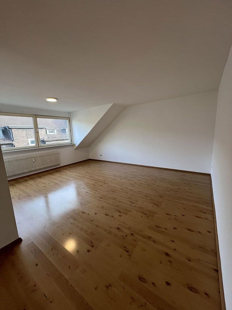 Pronájem bytu 3+kk 64 m², Körnerstraße 97, Oberhausen, Severní Porýní-Vestfálsko Pronájem bytu 3+kk 64 m², Körnerstraße 97, Oberhausen, Severní Porýní-Vestfálsko