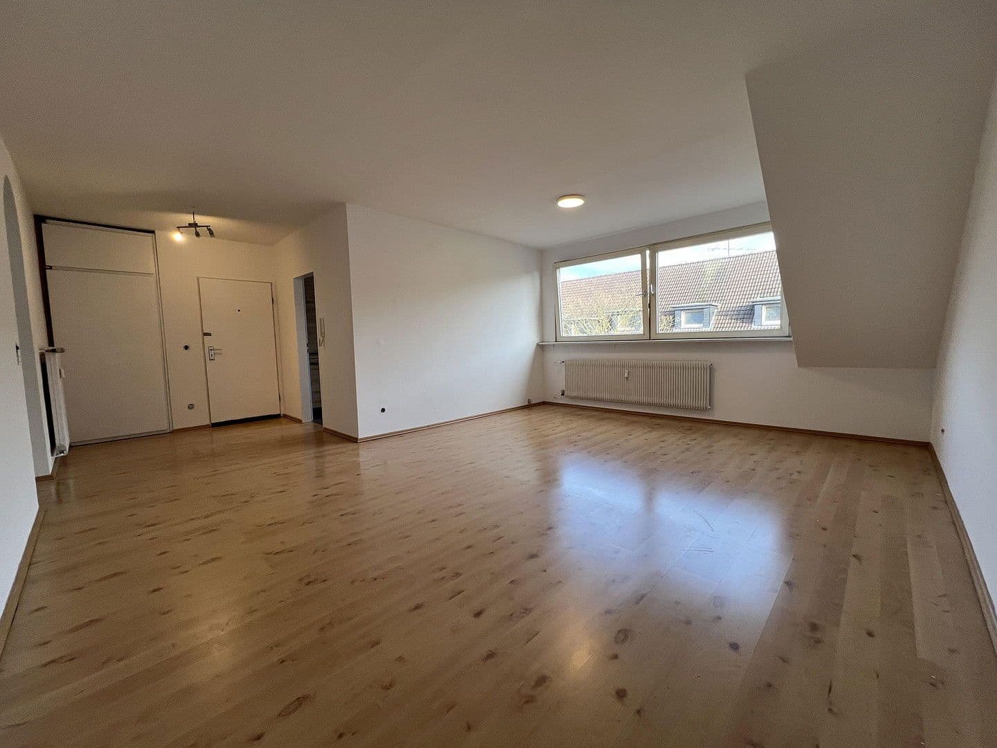 Pronájem bytu 3+kk 64 m², Körnerstraße 97, Oberhausen, Severní Porýní-Vestfálsko Pronájem bytu 3+kk 64 m², Körnerstraße 97, Oberhausen, Severní Porýní-Vestfálsko