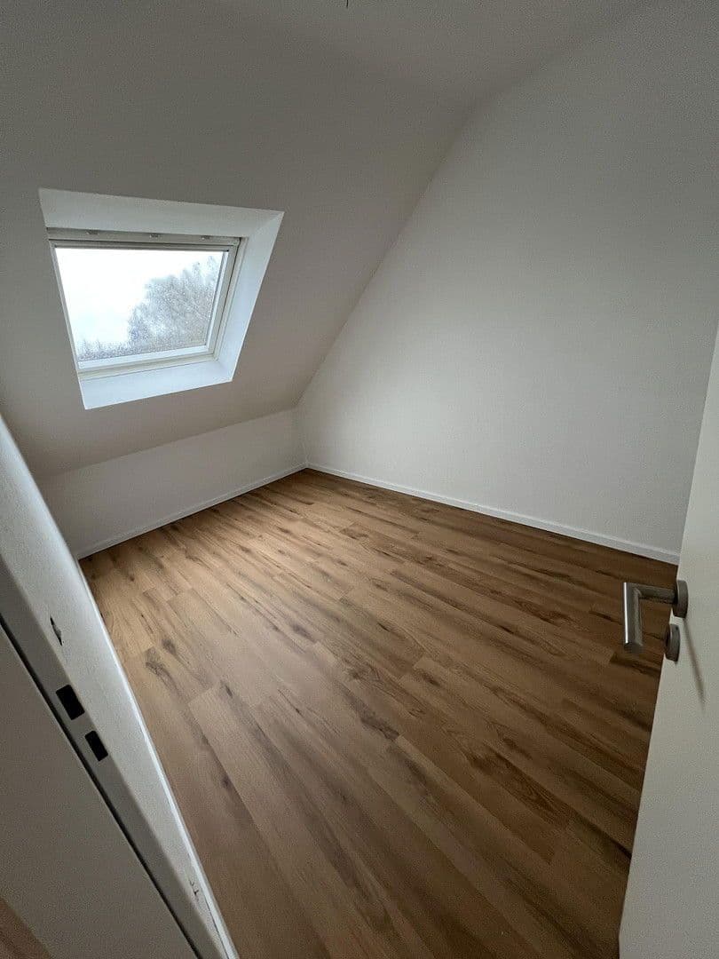 Pronájem bytu 3+kk 64 m², Körnerstraße 97, Oberhausen, Severní Porýní-Vestfálsko Pronájem bytu 3+kk 64 m², Körnerstraße 97, Oberhausen, Severní Porýní-Vestfálsko