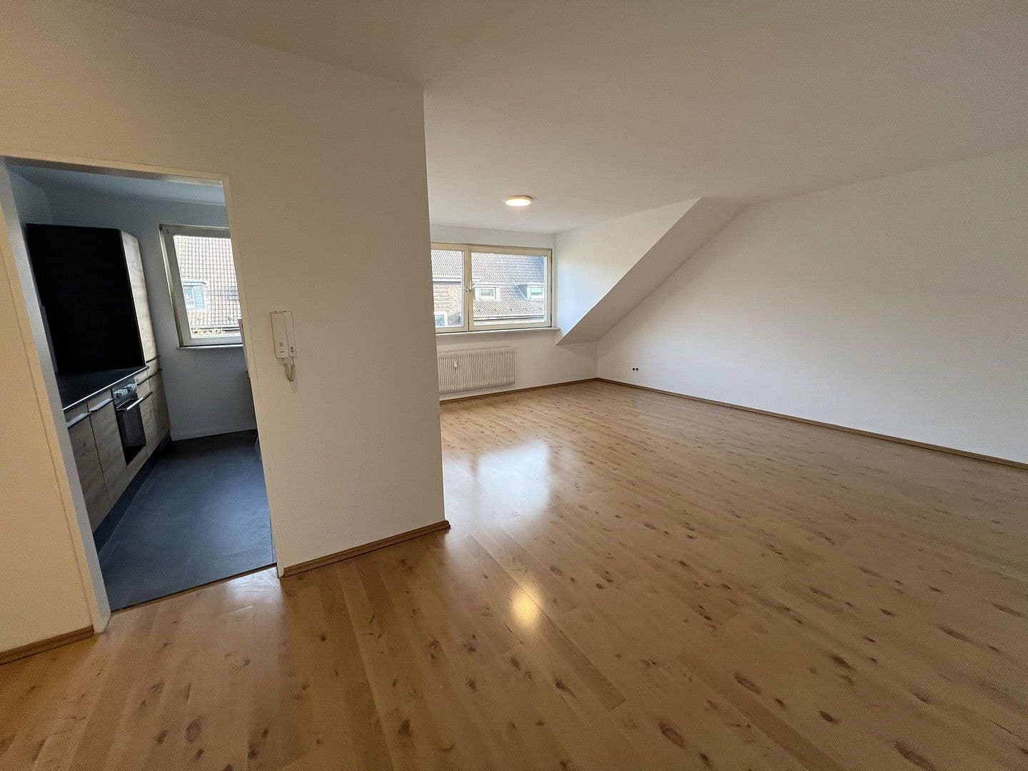 Pronájem bytu 3+kk 64 m², Körnerstraße 97, Oberhausen, Severní Porýní-Vestfálsko Pronájem bytu 3+kk 64 m², Körnerstraße 97, Oberhausen, Severní Porýní-Vestfálsko