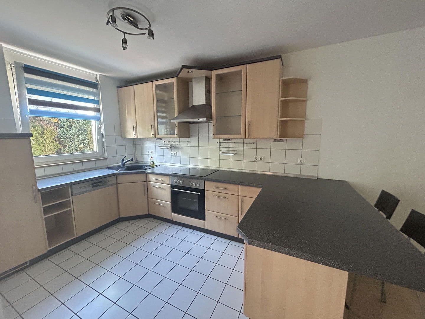 Pronájem domu 141 m², pozemek 160 m², Kaiserslautern, Porýní-Falc Pronájem domu 141 m², pozemek 160 m², Kaiserslautern, Porýní-Falc